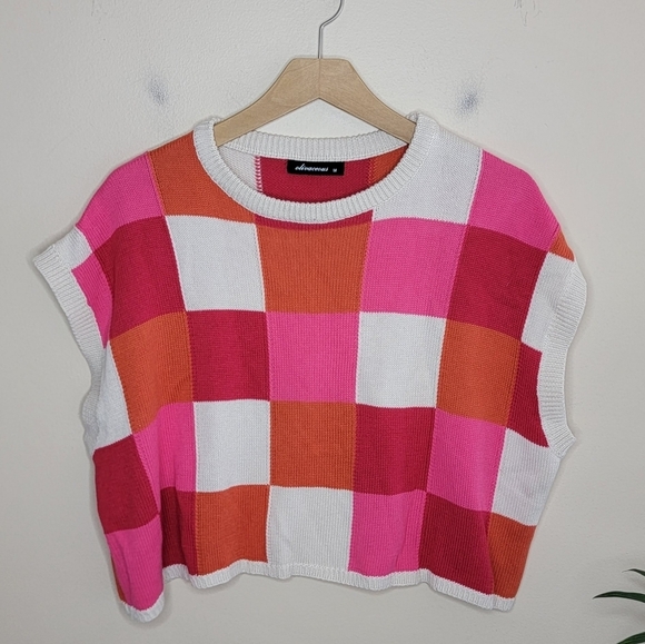 Olivaceous | Red Pink Orange Ivory Colorblock Square Sweater Vest Size Medium - Picture 1 of 4